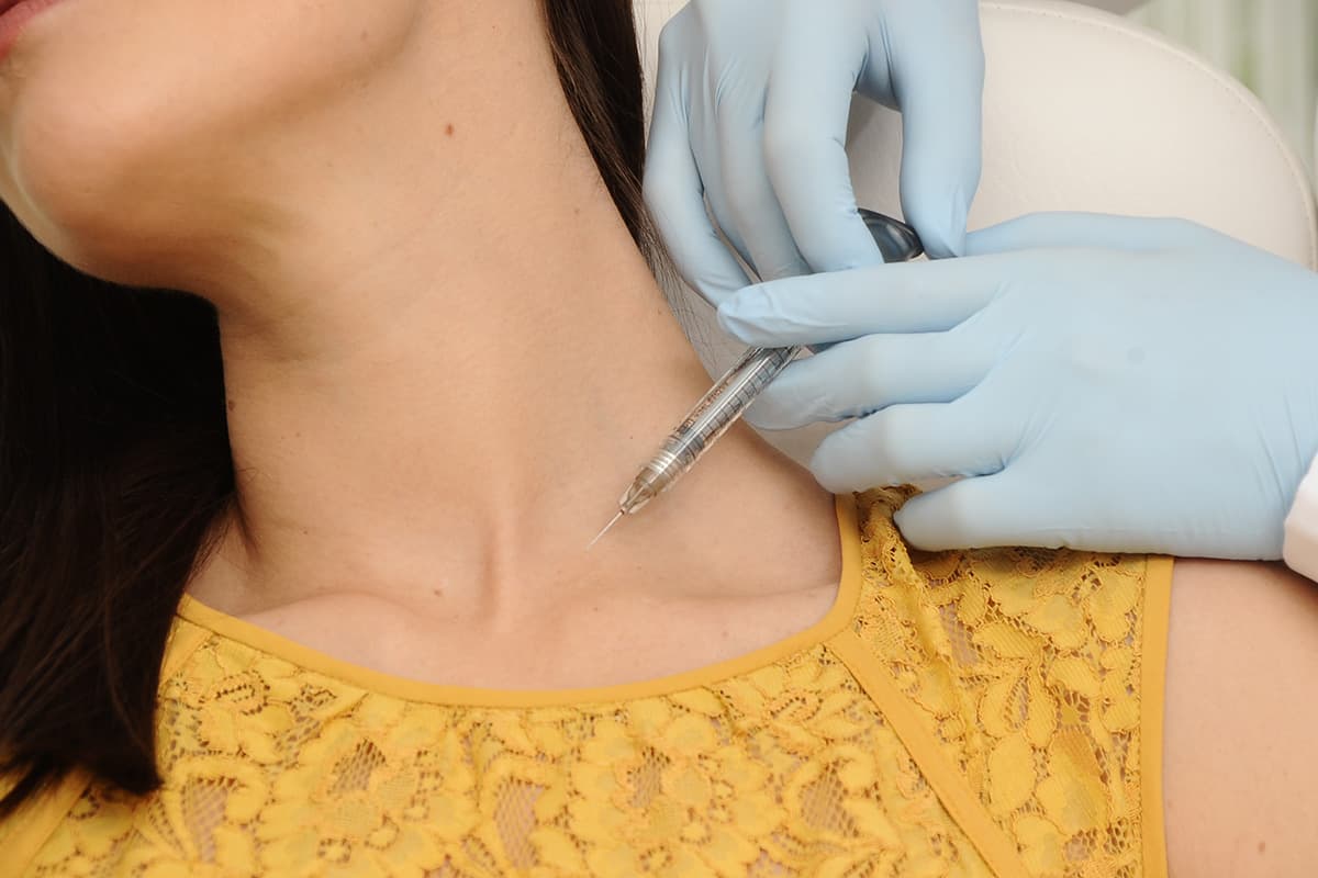 Straffere Haut mit profhilo hals bei MorySkin