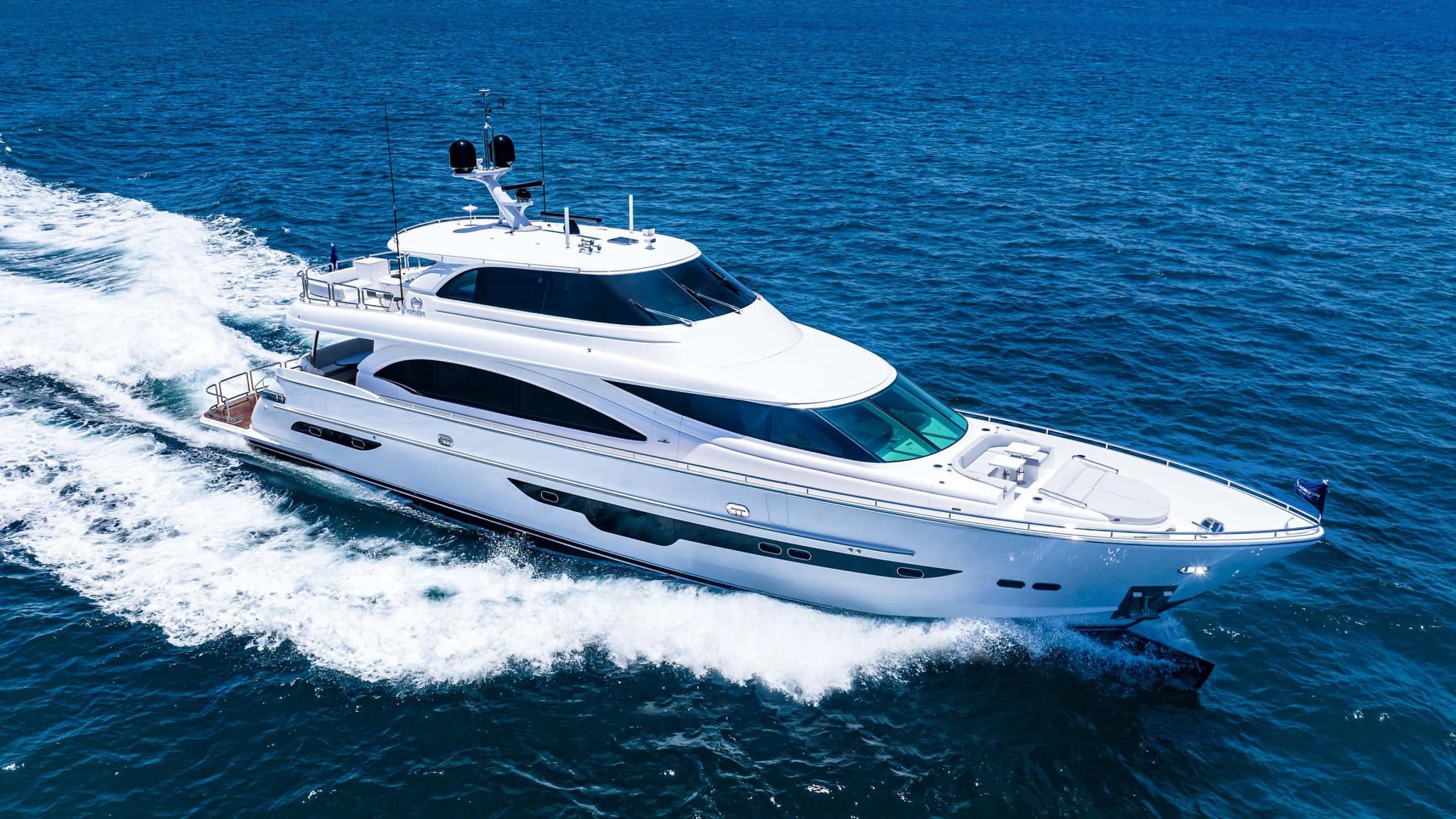 Kulinarische Highlights erleben mit Yachtcharter in Griechenland