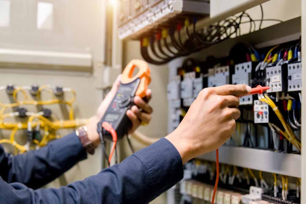DGUV V3 Prüfung für Einzelhandel: Welche Geräte unterliegen der Prüfung?