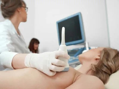 Innere Stabilität und natürliche Ästhetik: Die Bedeutung des inneren BHs in der Bruststraffung