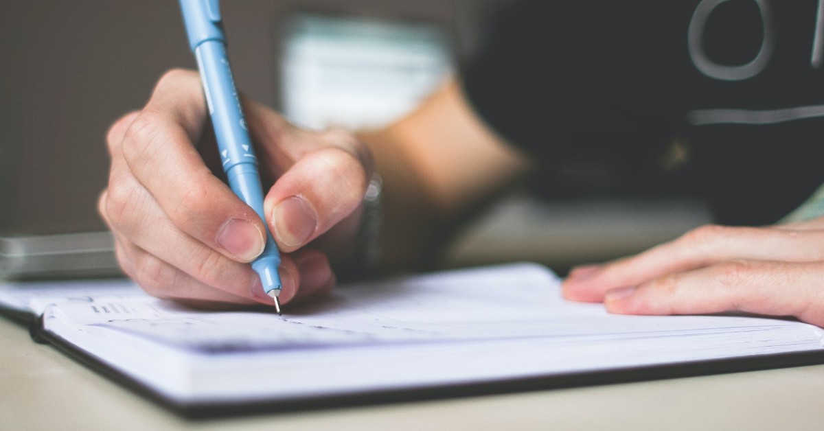 Essay Help Tips to Write Online